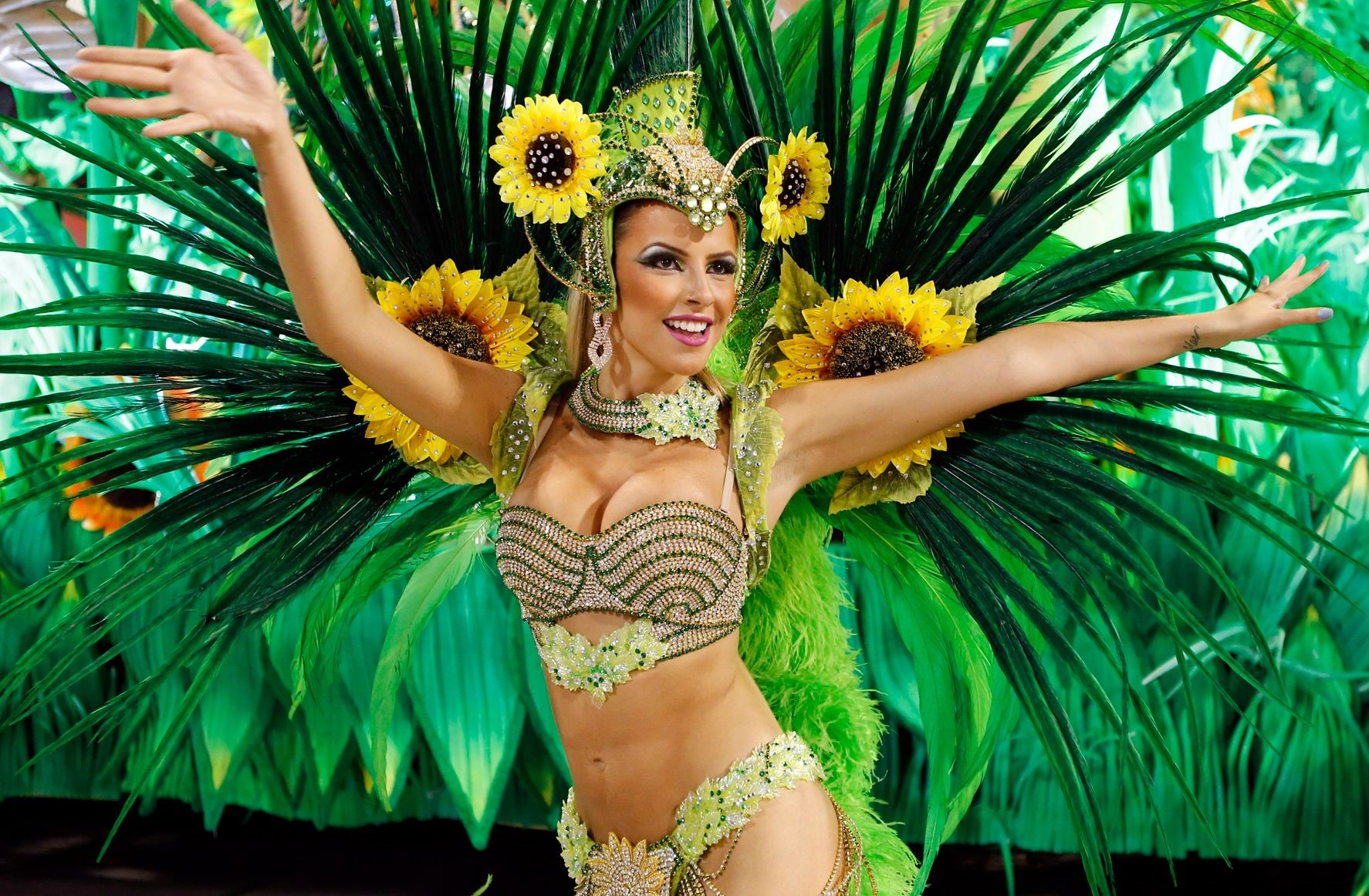 br-sil-carnaval-de-samba-avec-safarivoyages